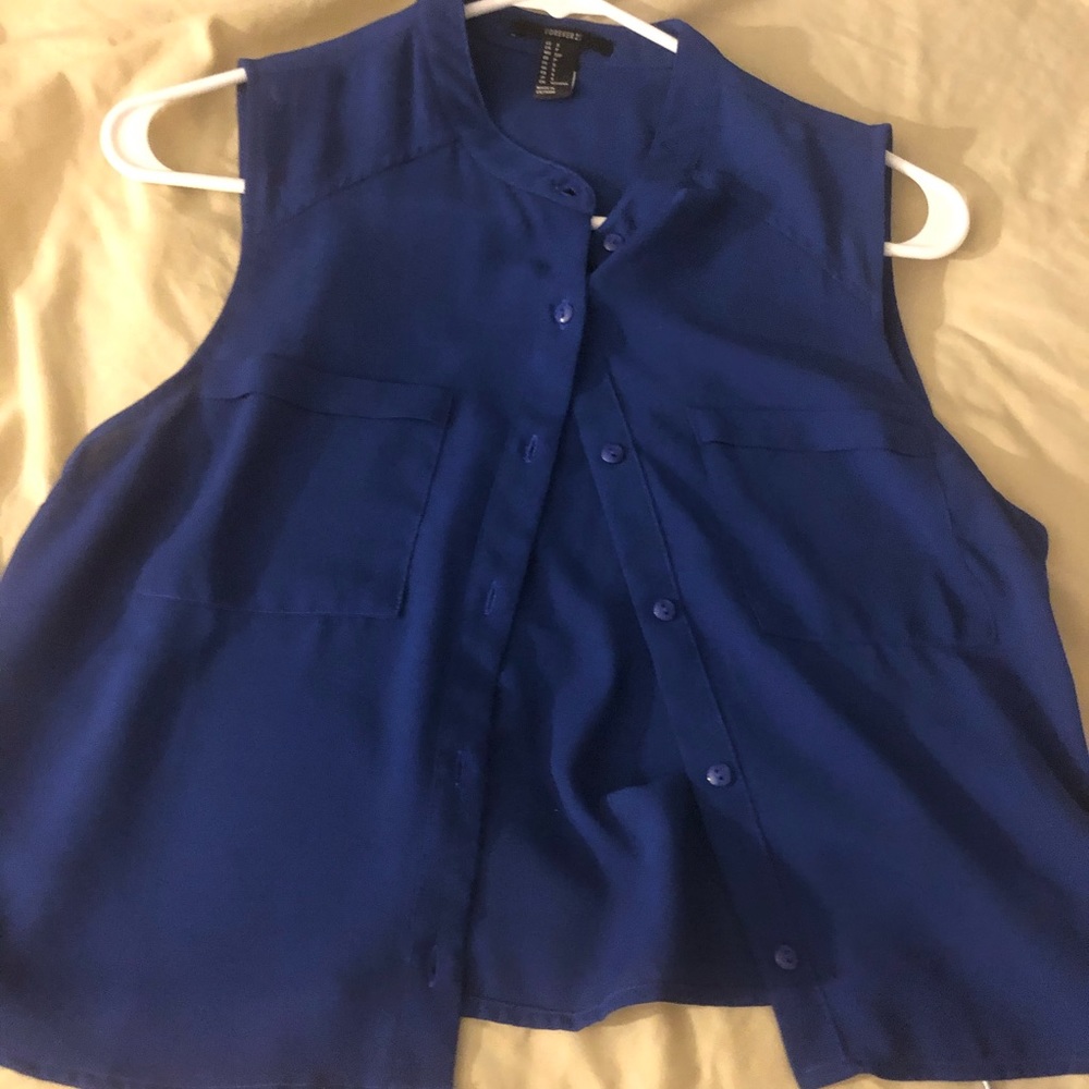 Blue crop top